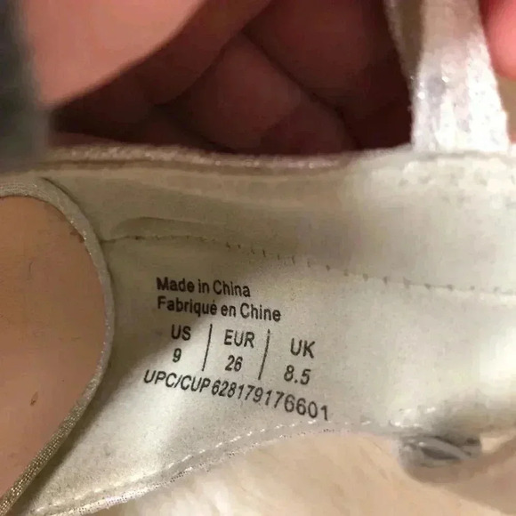 George Girls Silver Shoes  Size 9 - Picture 10 of 11